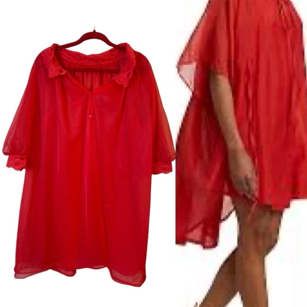 Vintage Red Lace Layered Peignoir Robe
